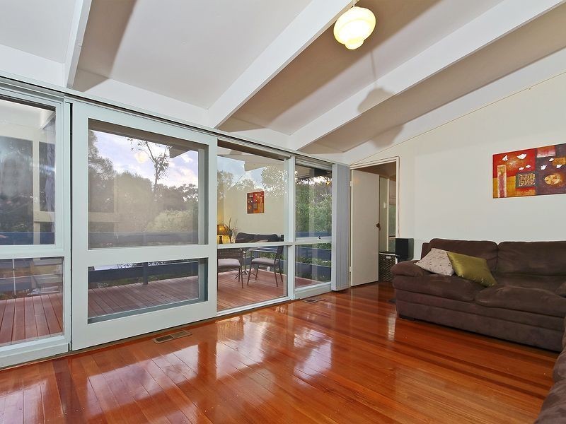 20 Lindsay Terrace, Belair SA 5052