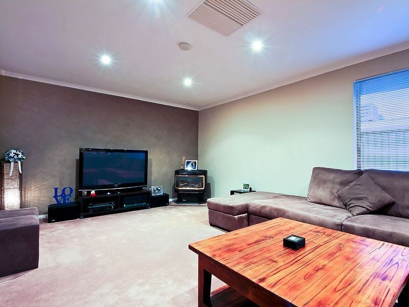 4 Woodham Court, Aberfoyle Park SA 5159