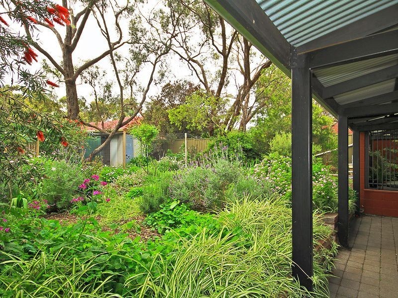 6 Yalanda Street, Eden Hills SA 5050