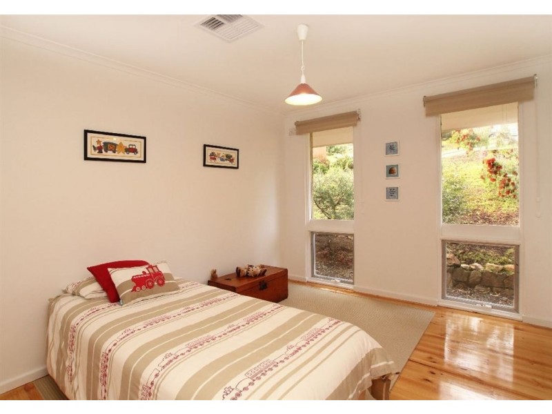 12 Baeckea Place, Eden Hills SA 5050