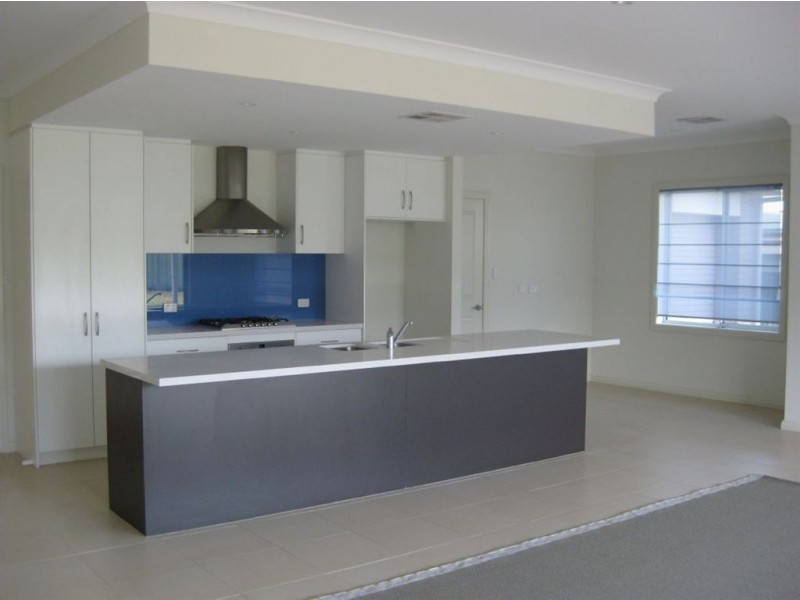 12 Collett Avenue, Mount Barker SA 5251