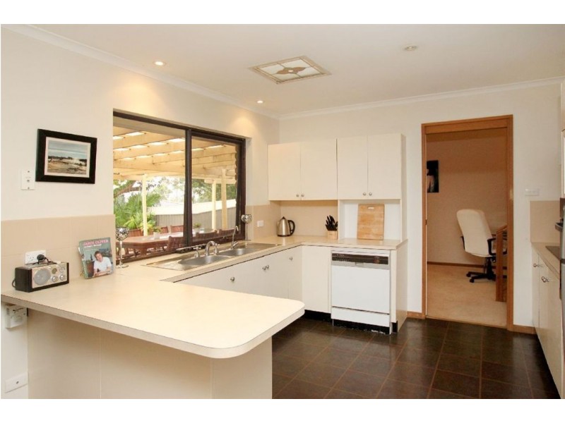 36 Nickel Drive, Aberfoyle Park SA 5159