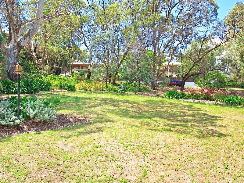 16 Redgum Drive, Belair SA 5052