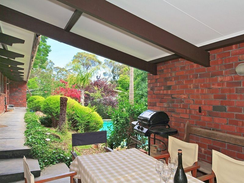 16 Redgum Drive, Belair SA 5052