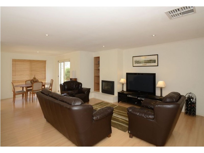 4 Devon Drive, Coromandel Valley SA 5051