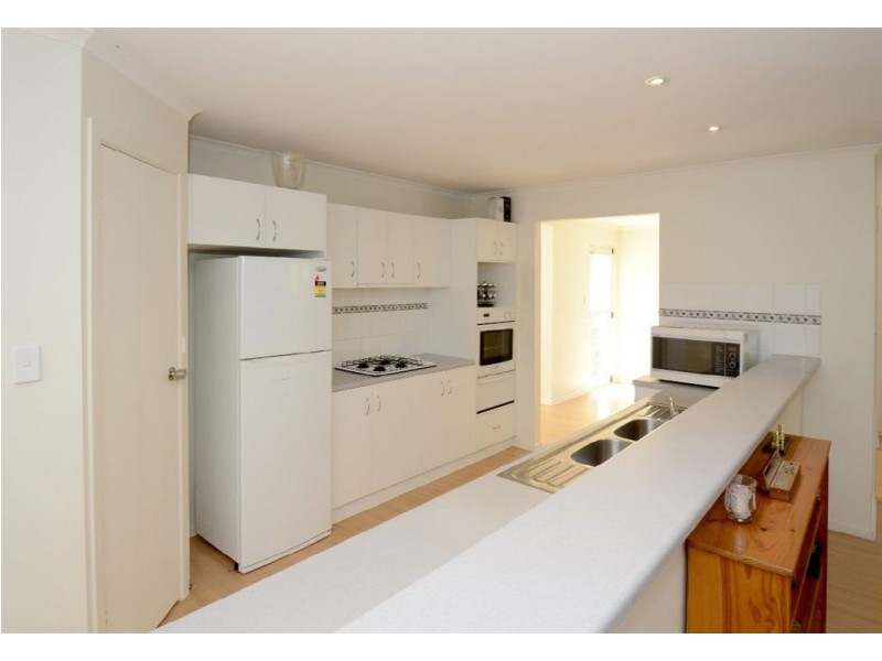 4 Devon Drive, Coromandel Valley SA 5051