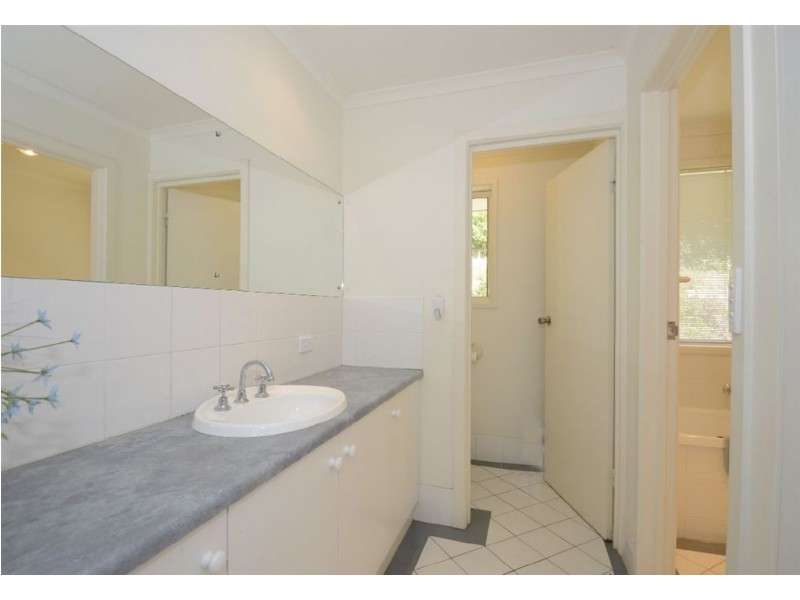 4 Devon Drive, Coromandel Valley SA 5051
