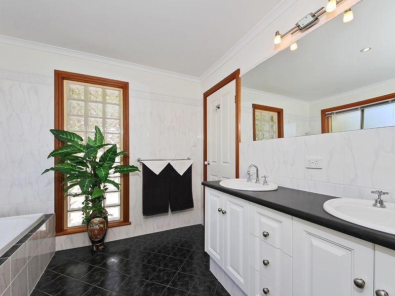 44 Mountbatten Road, Bellevue Heights SA 5050