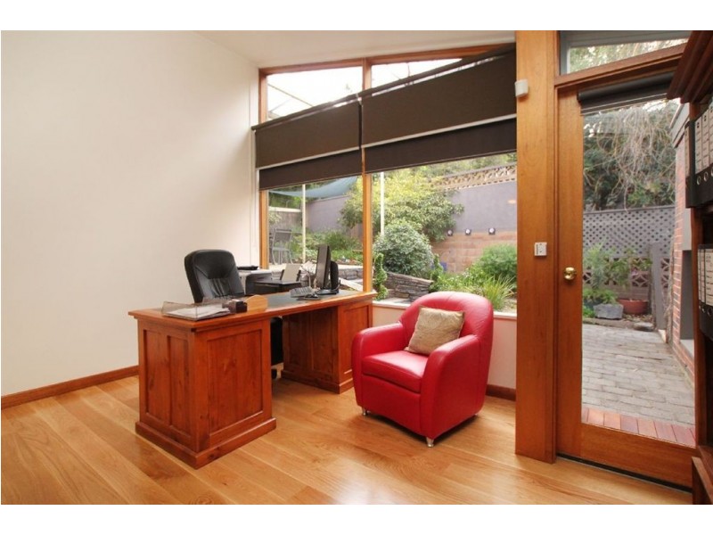24 Sun Valley Drive, Glenalta SA 5052