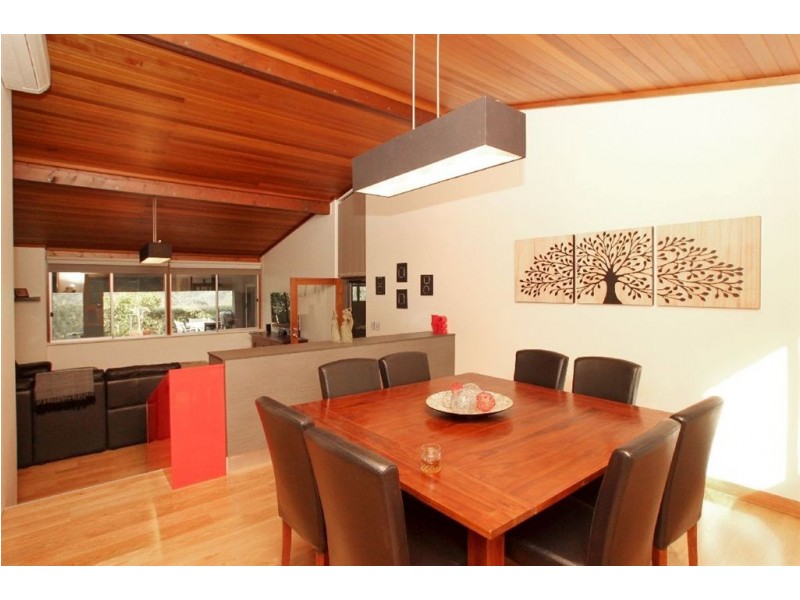 24 Sun Valley Drive, Glenalta SA 5052