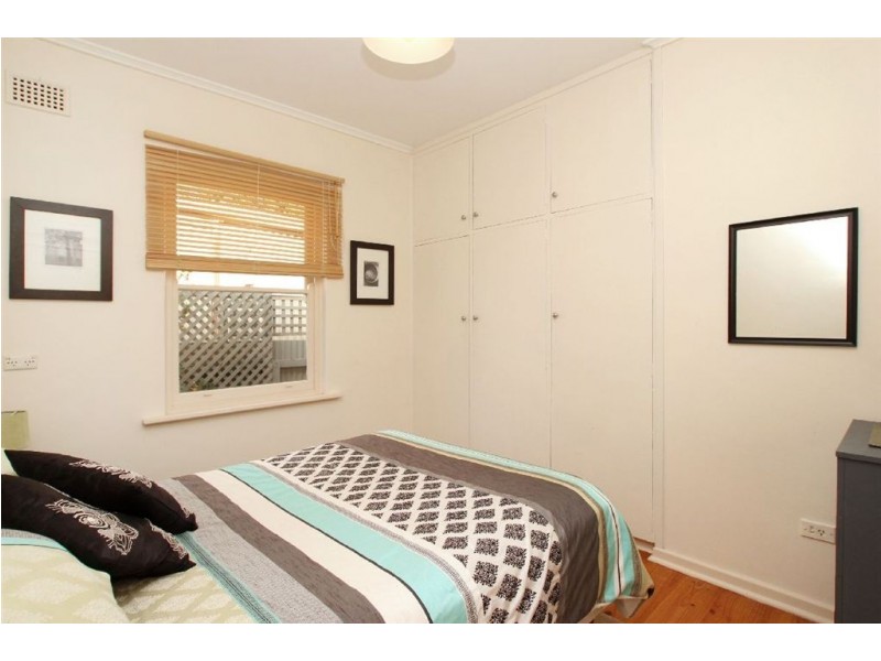 16 Gothic Road, Bellevue Heights SA 5050