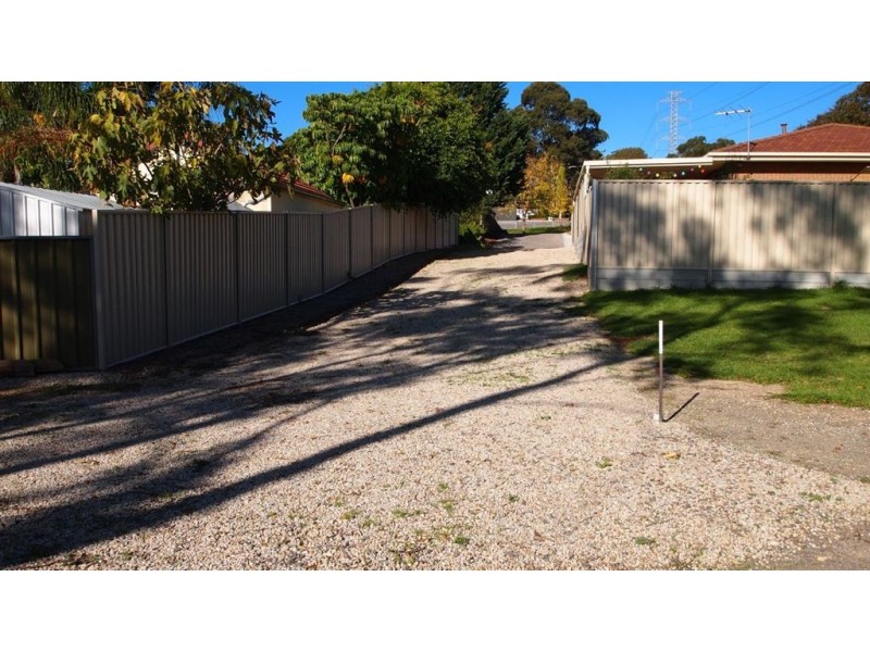 22a & 22b Dew Street, Aberfoyle Park SA 5159