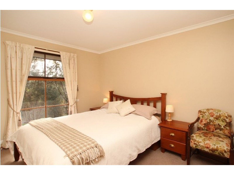 1 Currawong Crescent, Coromandel Valley SA 5051