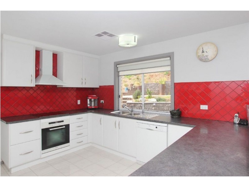 3 Sparrowhawk Lane, Darlington SA 5047