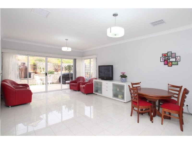 3 Sparrowhawk Lane, Darlington SA 5047