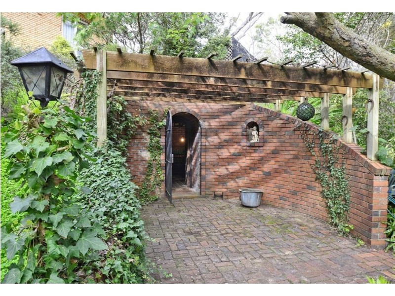 24 Californian Crescent, Glenalta SA 5052