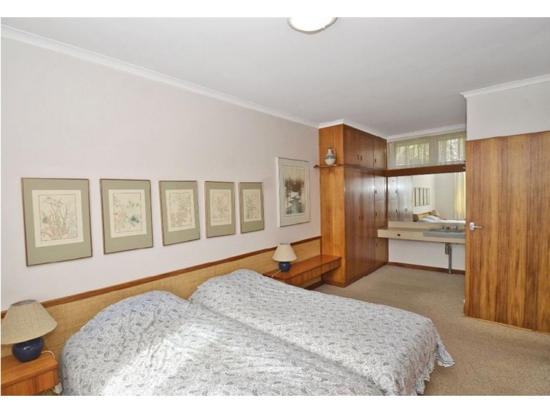 24 Californian Crescent, Glenalta SA 5052