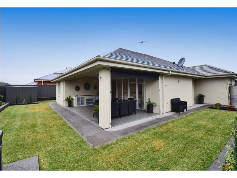 32 Brookman Crescent, Craigburn Farm SA 5051