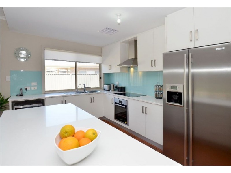 10 Rogerson Circuit, Craigburn Farm SA 5051