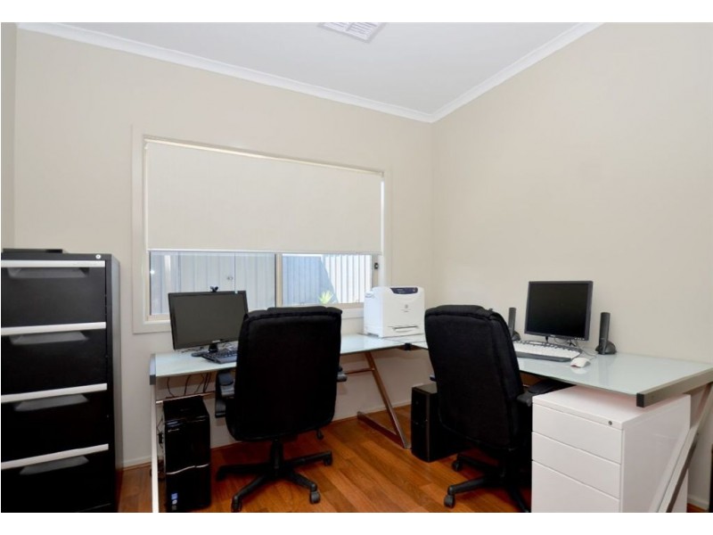 10 Rogerson Circuit, Craigburn Farm SA 5051