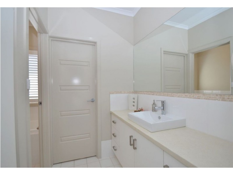 10 Rogerson Circuit, Craigburn Farm SA 5051