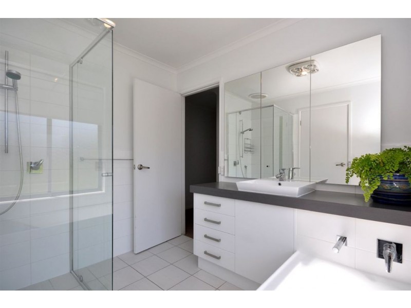 23 Haven Road, Aberfoyle Park SA 5159