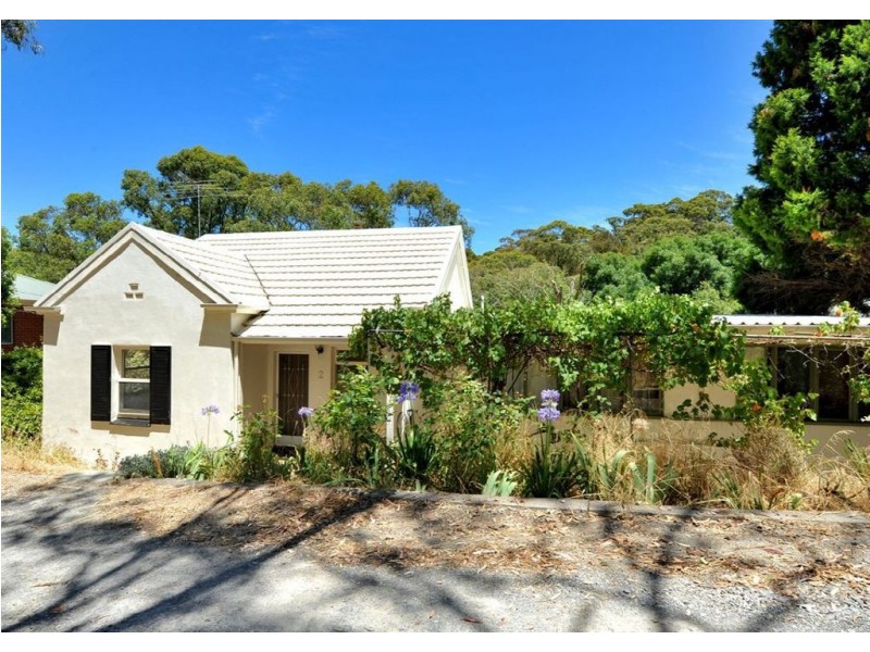 2 Deane Avenue, Belair SA 5052