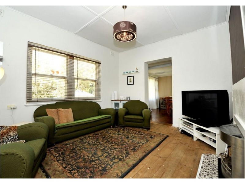 2 Deane Avenue, Belair SA 5052