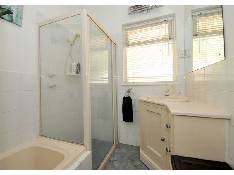 2 Deane Avenue, Belair SA 5052