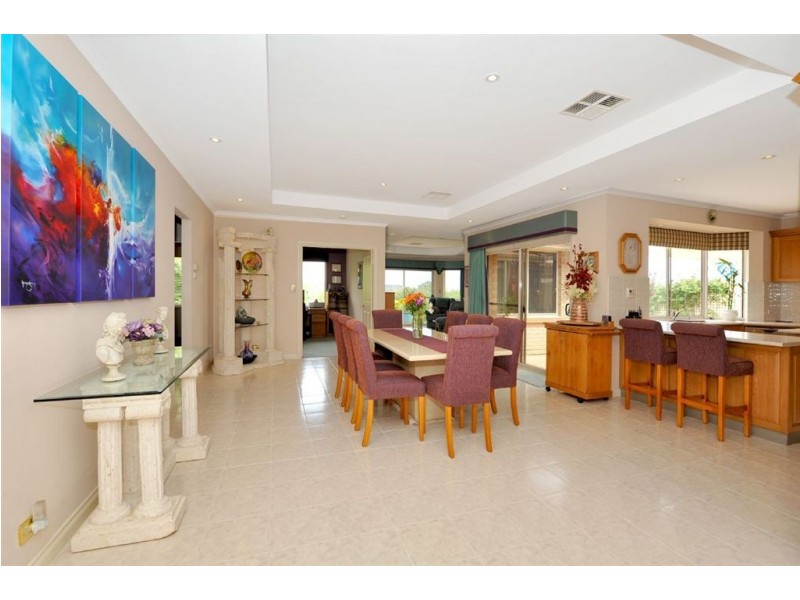 17 Cumming Street, Craigburn Farm SA 5051