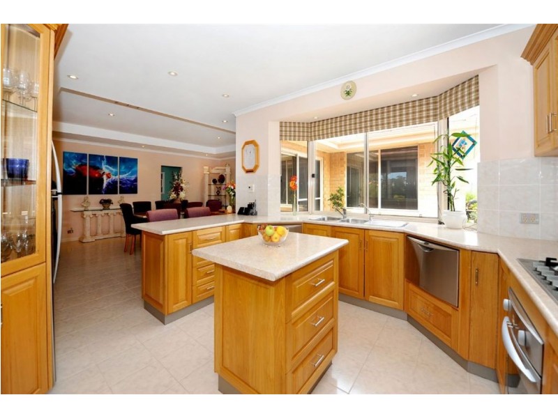 17 Cumming Street, Craigburn Farm SA 5051