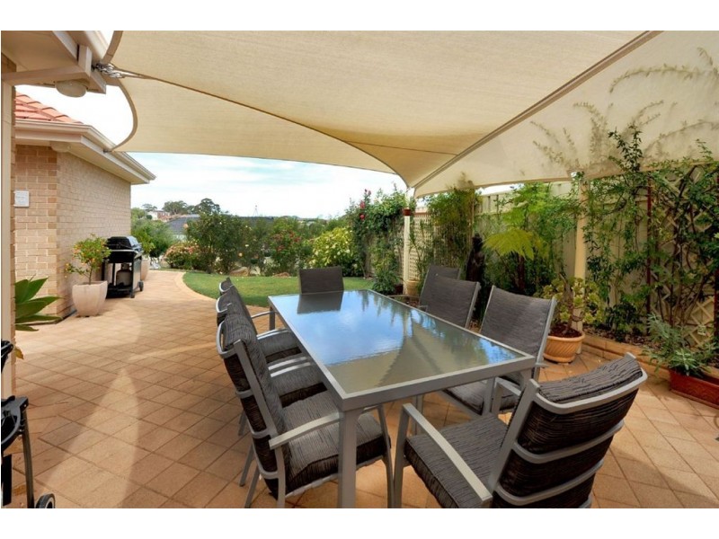 17 Cumming Street, Craigburn Farm SA 5051