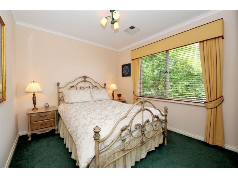 17 Cumming Street, Craigburn Farm SA 5051