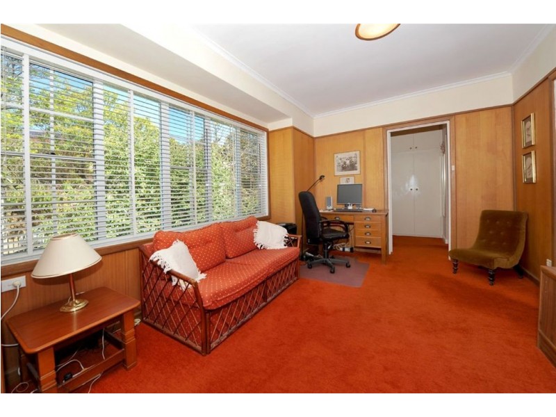 37 Ridgehaven Drive, Bellevue Heights SA 5050