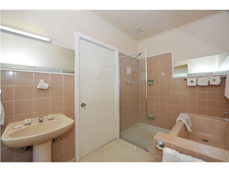 37 Ridgehaven Drive, Bellevue Heights SA 5050