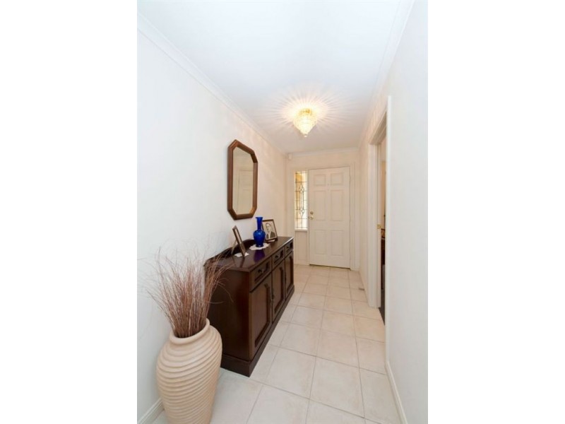 2 Spencer Court, Flagstaff Hill SA 5159