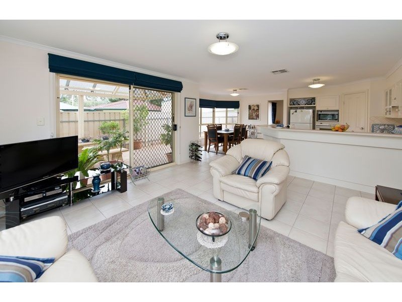 2 Spencer Court, Flagstaff Hill SA 5159