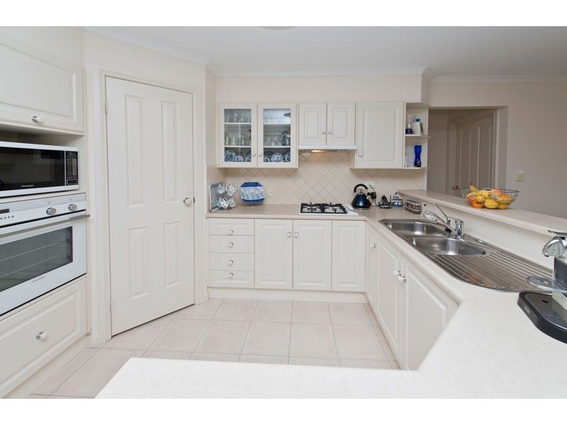 2 Spencer Court, Flagstaff Hill SA 5159