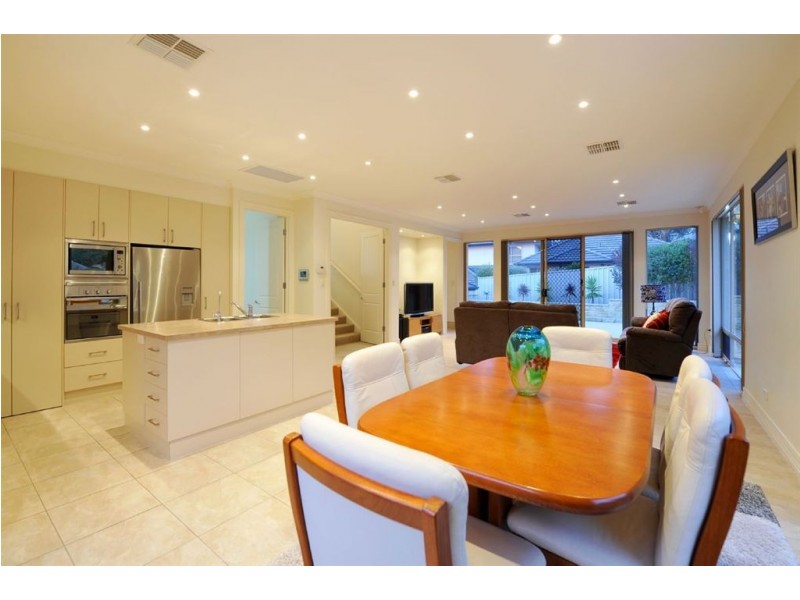 8 Warriparinga Avenue, Craigburn Farm SA 5051