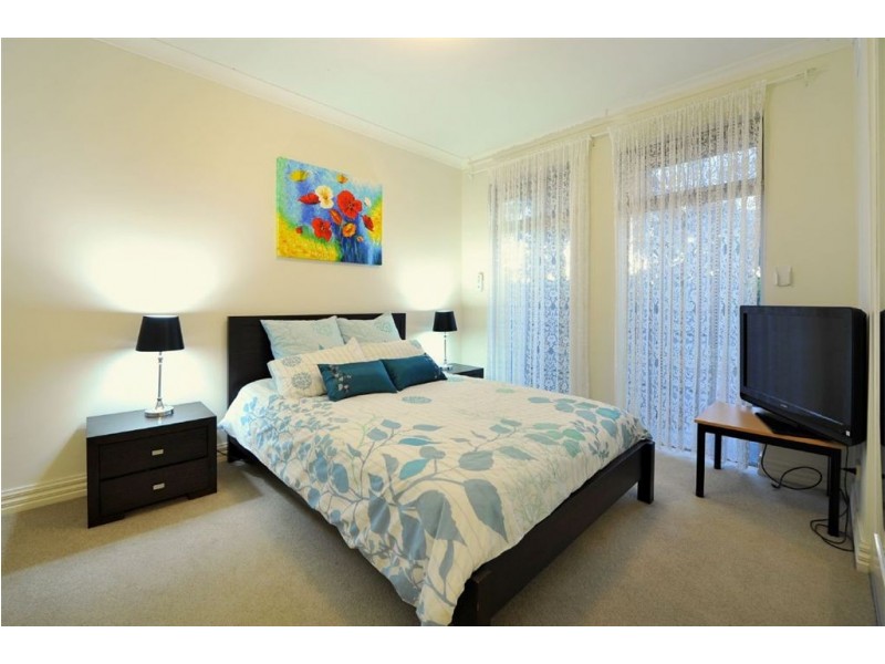 8 Warriparinga Avenue, Craigburn Farm SA 5051