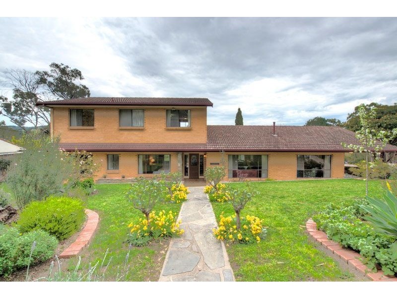 4 Huntingdon Drive, Glenalta SA 5052