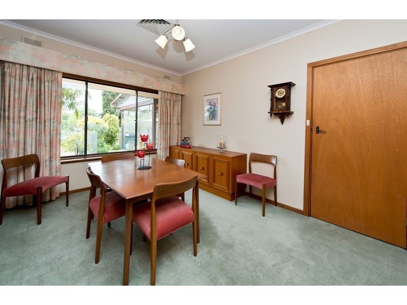 4 Huntingdon Drive, Glenalta SA 5052