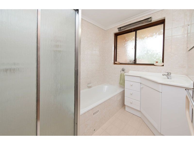 4 Huntingdon Drive, Glenalta SA 5052