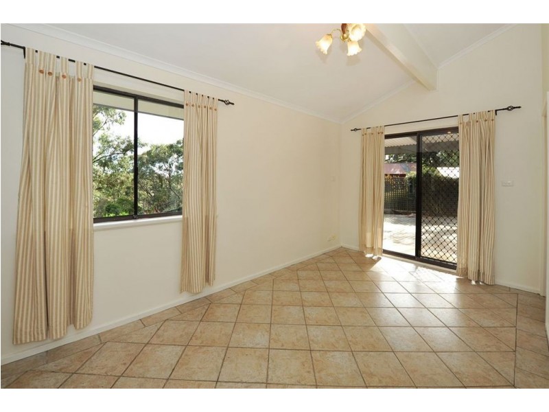 25 Hurds Hill Drive, Coromandel Valley SA 5051