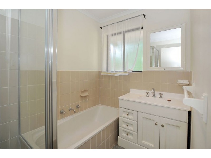 25 Hurds Hill Drive, Coromandel Valley SA 5051