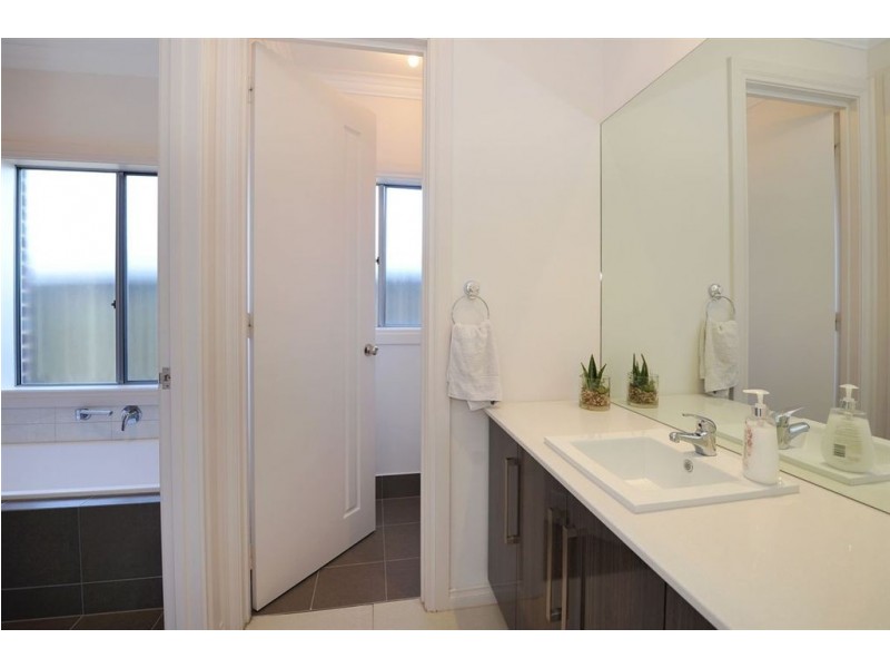 12 Rogerson Circuit, Craigburn Farm SA 5051