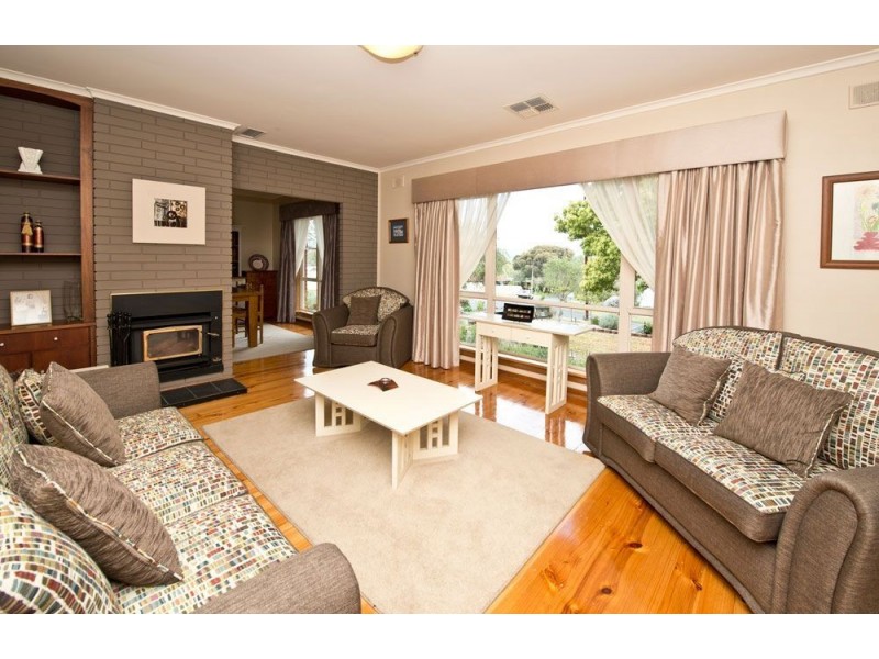 1 Redgum Drive, Belair SA 5052