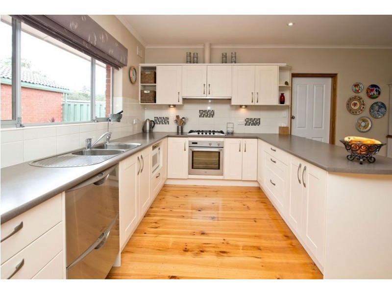 1 Redgum Drive, Belair SA 5052