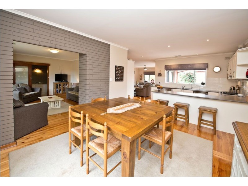 1 Redgum Drive, Belair SA 5052