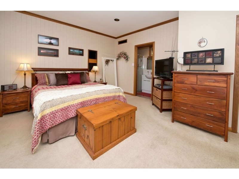 1 Redgum Drive, Belair SA 5052